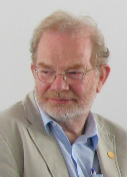Dr. Stefan Wolle